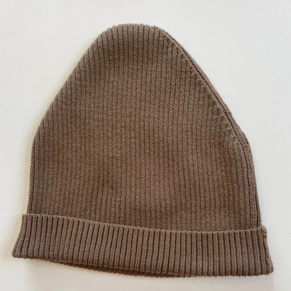 James Street Co adult port beanie in walnut - Picture 2 of 3